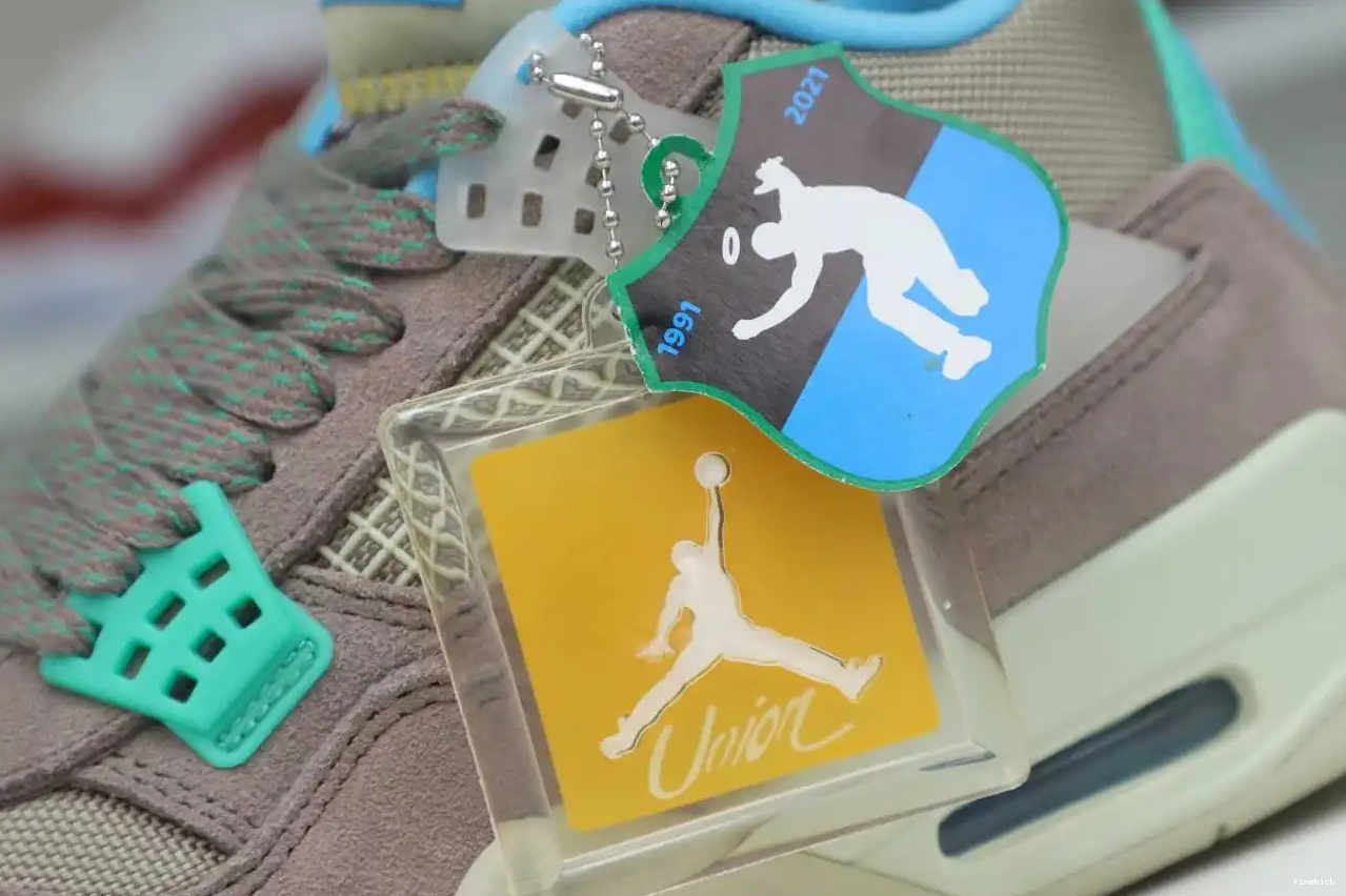 LA RETRO 'TAUPE AIR HAZE' JORDAN 4 X UNION 0519
